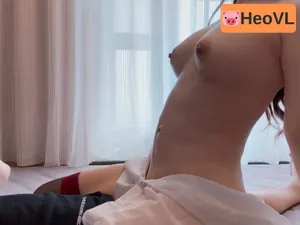 Trả bài em ghệ trung vú trắng tròn