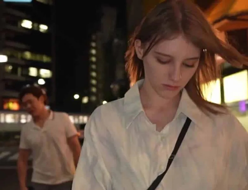 Trêu chọc em người yêu tây không được, thanh niên biến thái bắt cóc về nhà