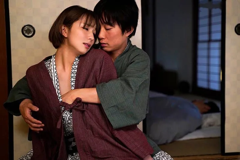 Chuyến đi suối nước nóng chịch cô bạn thân của bà xã sắp cưới có thai cmnl